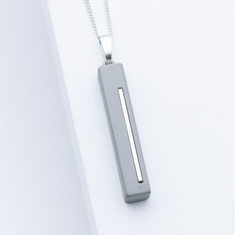 Betonschmuck von Studio 4L. Kette C3 Silber.