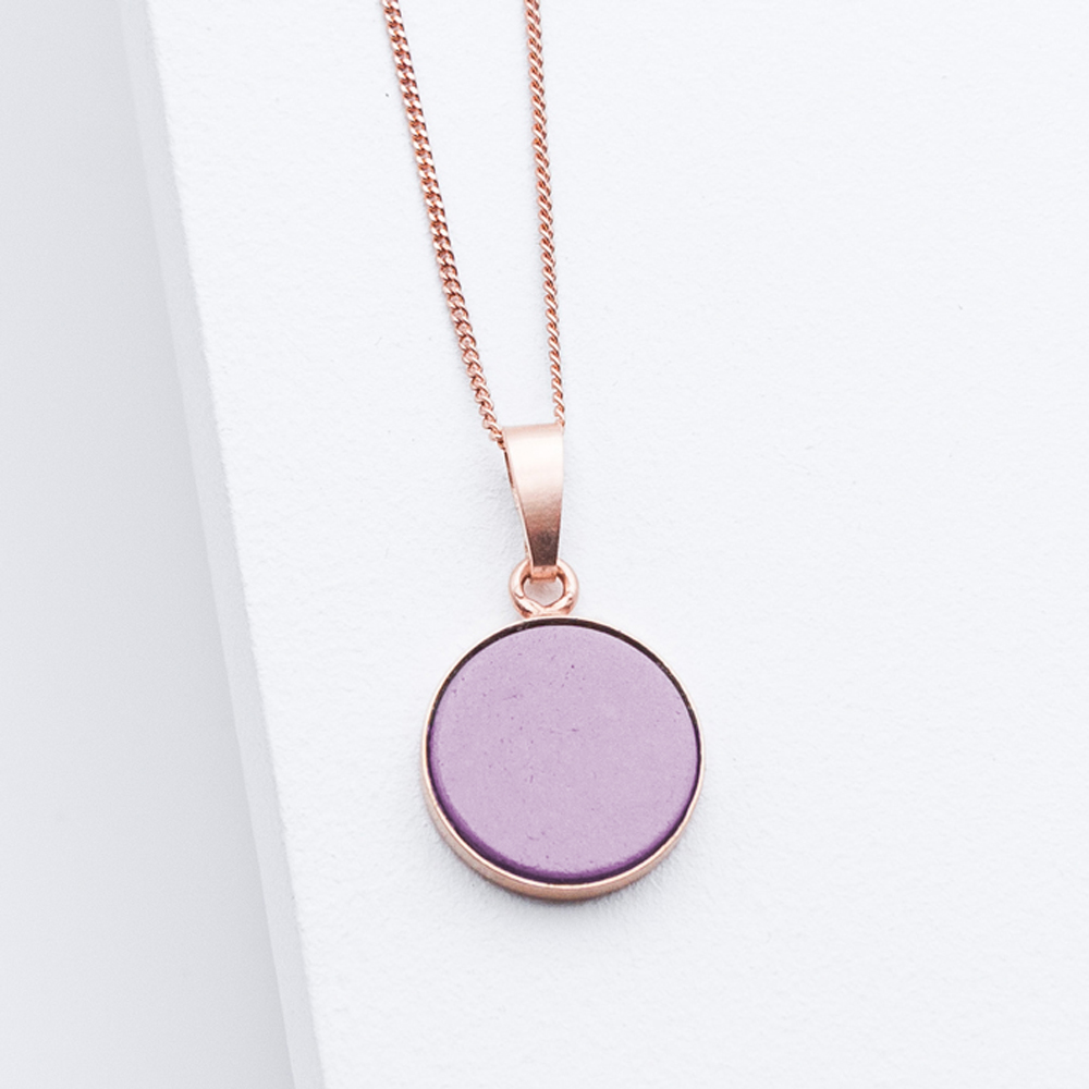 Studio 4L. Betonschmuck Kette R0F Rosé Crocus.