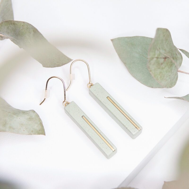 Handgefertigte Unikate aus Beton. Wir realisieren auch deine Sonderanfertigung aus dem Bereich Betonschmuck.