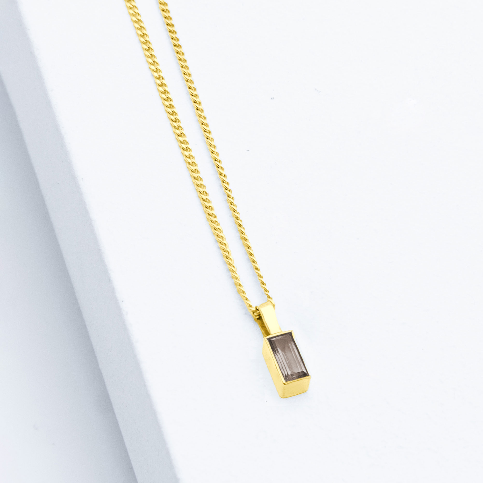 Alternative view of Kette Sparkle Gold | Edelstein Baguette