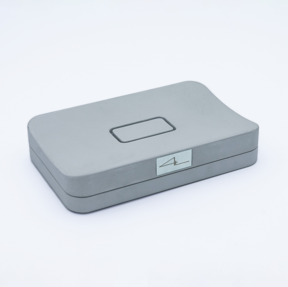 Seifenschale Klara groß mit Tropfschale aus der Studio 4L Betonmanufaktur.